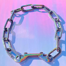 INDUSTRIAL CHAIN NECKLACE IN HOLOGRAPHIC